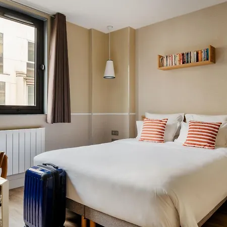 Aparthotel Edgar Expo Porte De Versailles 4*
